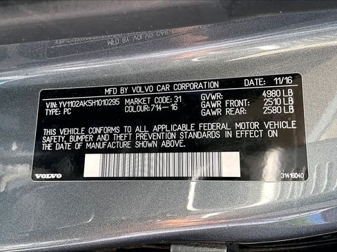 Used 2017 Volvo S90 T5 Momentum w/ Vision Package FWD image 32