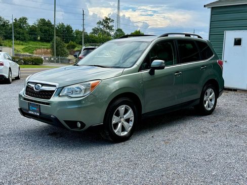 Used 2014 Subaru Forester 2.5i Touring AWD/4WD image 6