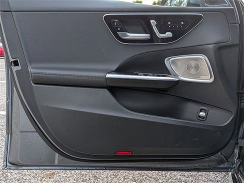 Used 2024 Mercedes-Benz C 300 Sedan image 10