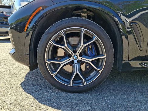 Used 2019 BMW X5 xDrive40i w/ M Sport Package AWD/4WD image 8