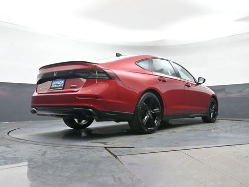 Used 2023 Honda Accord Sport image 29