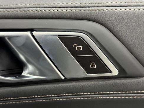 New 2026 BMW X6 M60i image 19