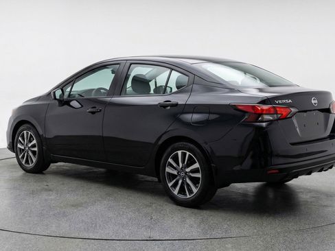 Used 2025 Nissan Versa SV FWD image 6