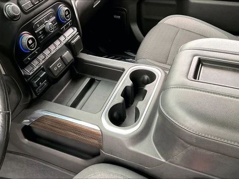 Used 2020 Chevrolet Silverado 1500 RST image 13