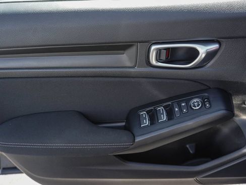 Used 2025 Honda Civic Sport image 18