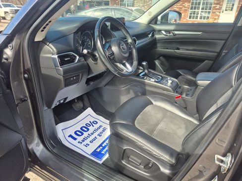Used 2018 MAZDA CX-5 Touring image 12