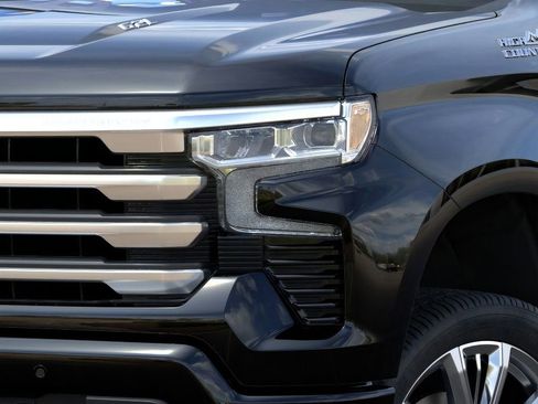 New 2026 Chevrolet Silverado 1500 High Country AWD/4WD image 10
