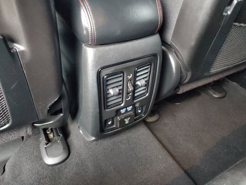 Used 2023 Dodge Durango GT image 29