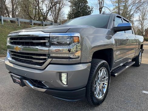 Used 2017 Chevrolet Silverado 1500 High Country image 37