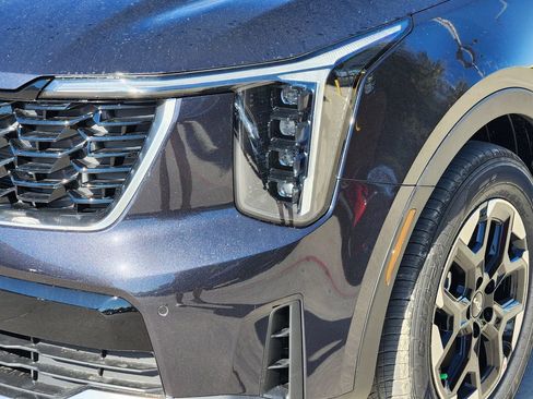 New 2026 Kia Sorento S w/ S Panoramic Sunroof Package image 6