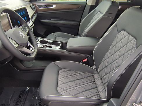 New 2026 Volkswagen Atlas SEL Premium R-Line image 16