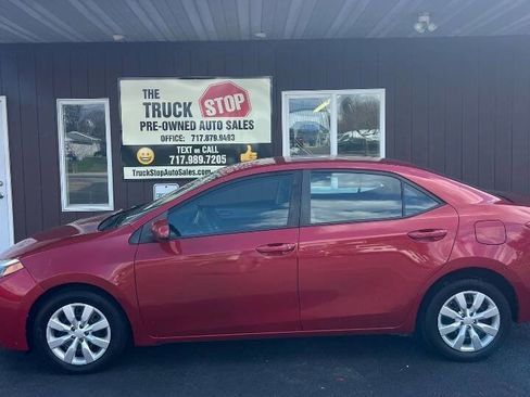 Used 2016 Toyota Corolla LE image 2