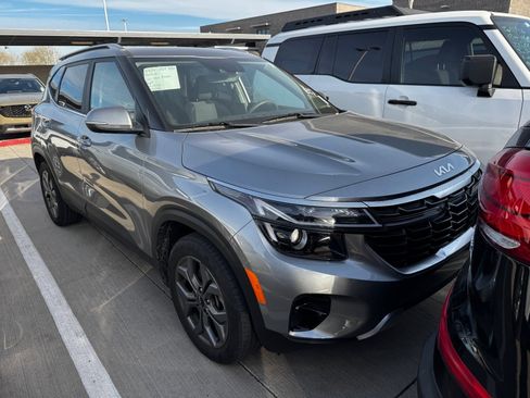 Certified 2024 Kia Seltos S image 5