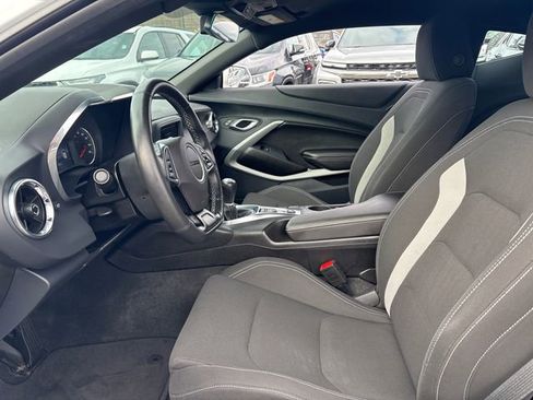 Used 2024 Chevrolet Camaro LT RWD image 27