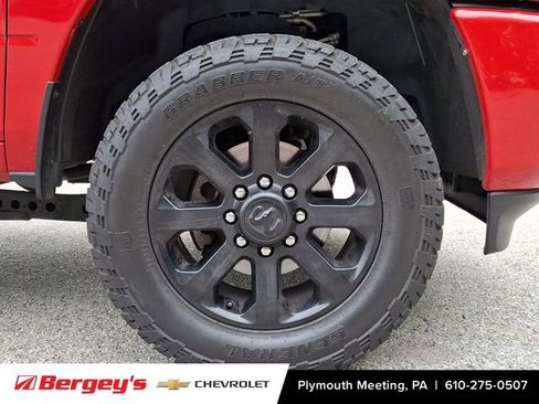 Used 2024 RAM 2500 Big Horn w/ Night Edition AWD/4WD image 10
