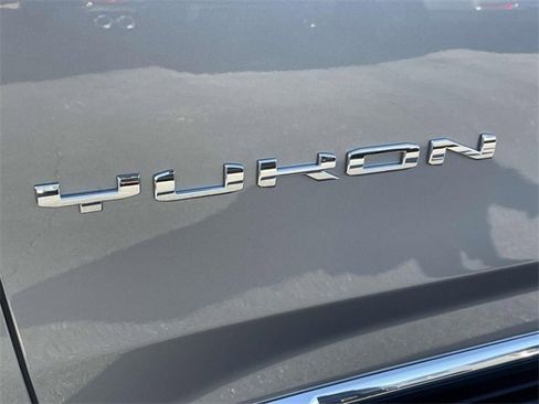 New 2026 GMC Yukon XL Elevation w/ Elevation Premium Package image 7