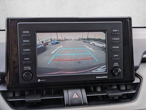 Used 2021 Toyota RAV4 XLE w/ Convenience Package AWD/4WD image 12