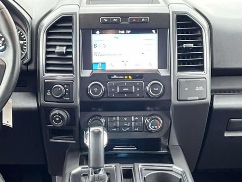 Used 2019 Ford F150 XLT w/ Equipment Group 302A Luxury AWD/4WD image 15