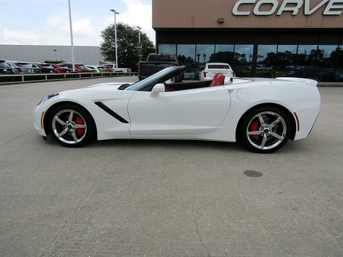 Used 2014 Chevrolet Corvette Stingray Convertible w/ 3LT Preferred Equipment Group image 7