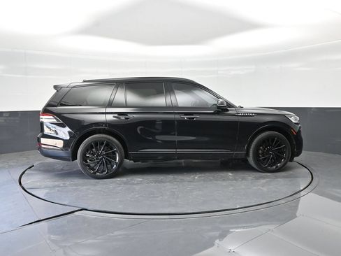 Used 2024 Lincoln Aviator Reserve w/ Equipment Group 201A AWD/4WD image 14