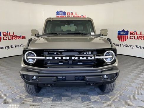 New 2025 Ford Bronco Outer Banks image 8