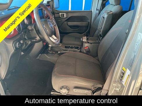 Used 2023 Jeep Wrangler Unlimited Rubicon w/ LED Lighting Group image 11