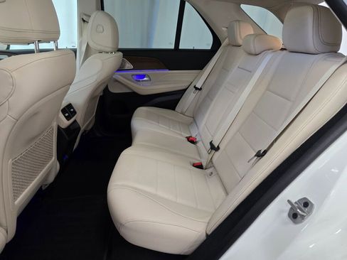 Used 2024 Mercedes-Benz GLE 450 4MATIC image 18