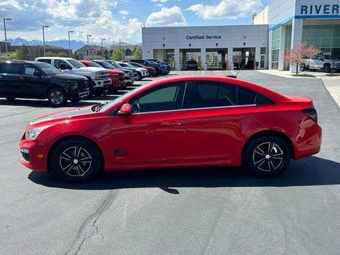 Used 2015 Chevrolet Cruze LT FWD image 20