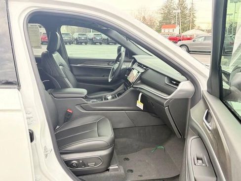 New 2026 Jeep Grand Cherokee Limited AWD/4WD image 29