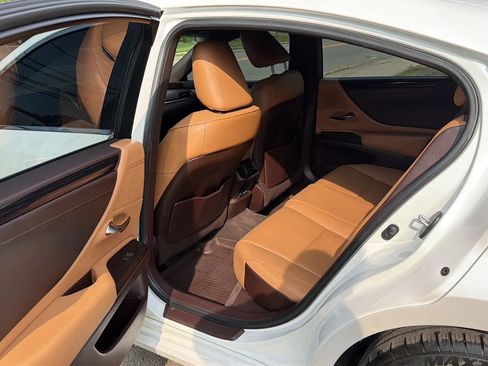 Used 2020 Lexus ES 350 w/ Premium Package FWD image 28