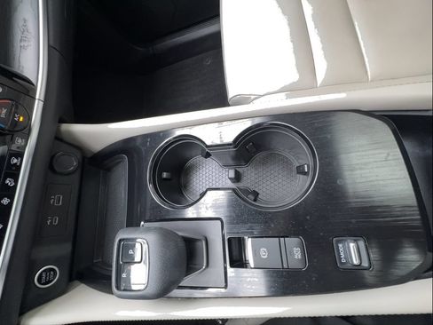 Used 2021 Nissan Rogue SL FWD image 45