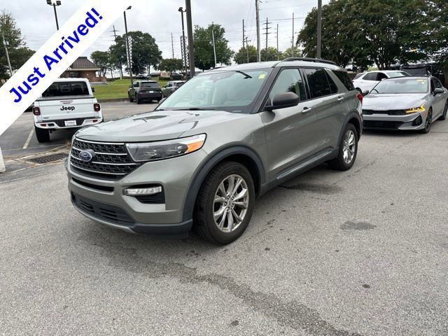 Used 2020 Ford Explorer XLT w/ Equipment Group 202A RWD image 7
