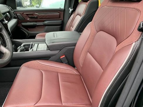 Used 2026 RAM 1500 Limited AWD/4WD image 16