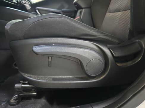 Used 2023 Kia Soul LX w/ LX Technology Package FWD image 26