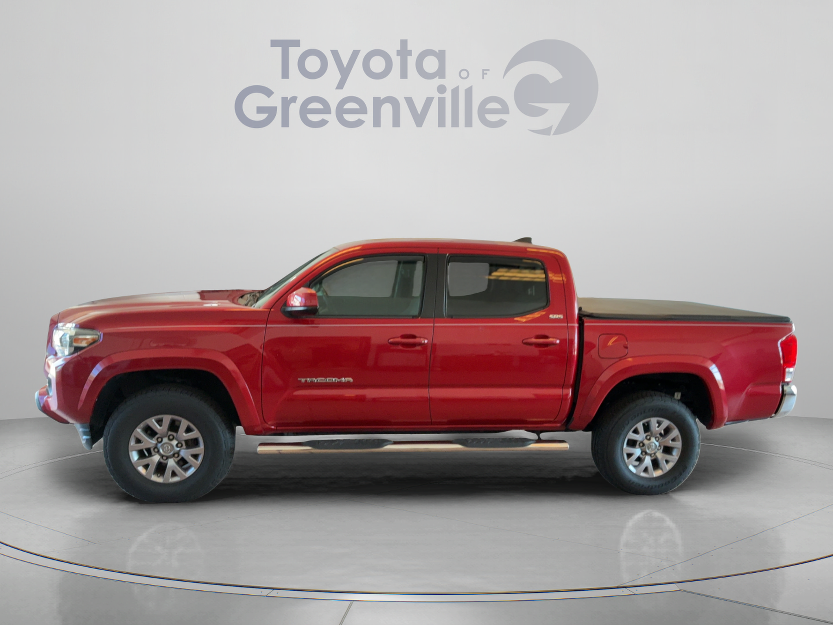Used 2016 Toyota Tacoma SR5 w/ SR5 Appearance Package (SN) RWD image 2