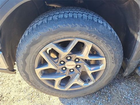 Used 2022 GMC Sierra 1500 SLT w/ SLT Premium Plus Package image 7