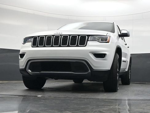 Used 2022 Jeep Grand Cherokee Limited AWD/4WD image 31
