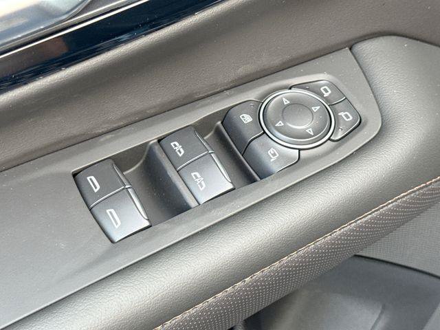 New 2026 Chevrolet Tahoe High Country AWD/4WD image 15