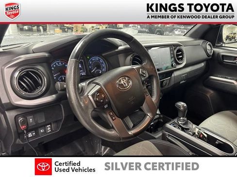 Certified 2021 Toyota Tacoma TRD Off-Road AWD/4WD image 15