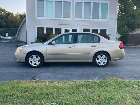 Used 2006 Chevrolet Malibu LT FWD image 2