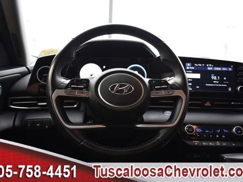 Used 2022 Hyundai Elantra SEL w/ Convenience Package image 23