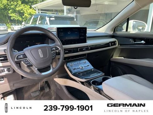 Certified 2023 Lincoln Nautilus FWD image 21