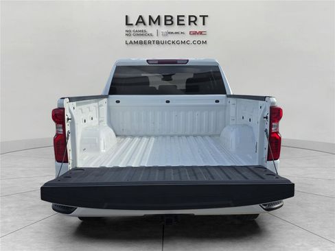 Used 2023 Chevrolet Silverado 1500 Custom image 26