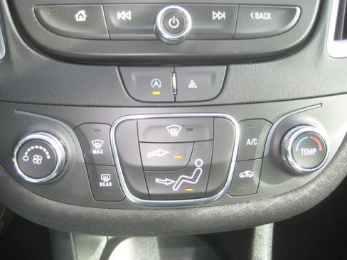 Used 2023 Chevrolet Malibu RS image 20