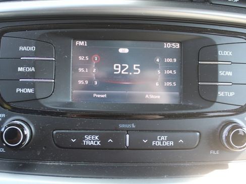 Used 2017 Kia Sorento LX FWD image 37