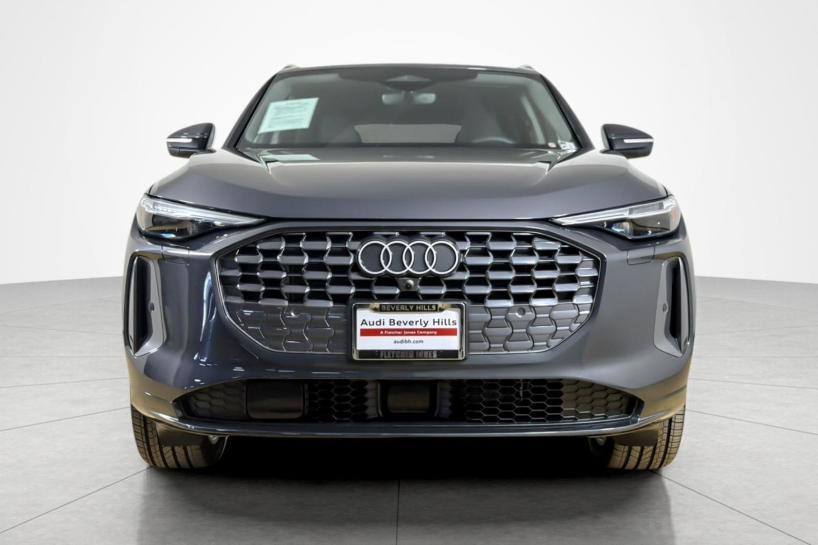 Used 2025 Audi Q5 Premium Plus w/ Premium Plus AWD/4WD image 8