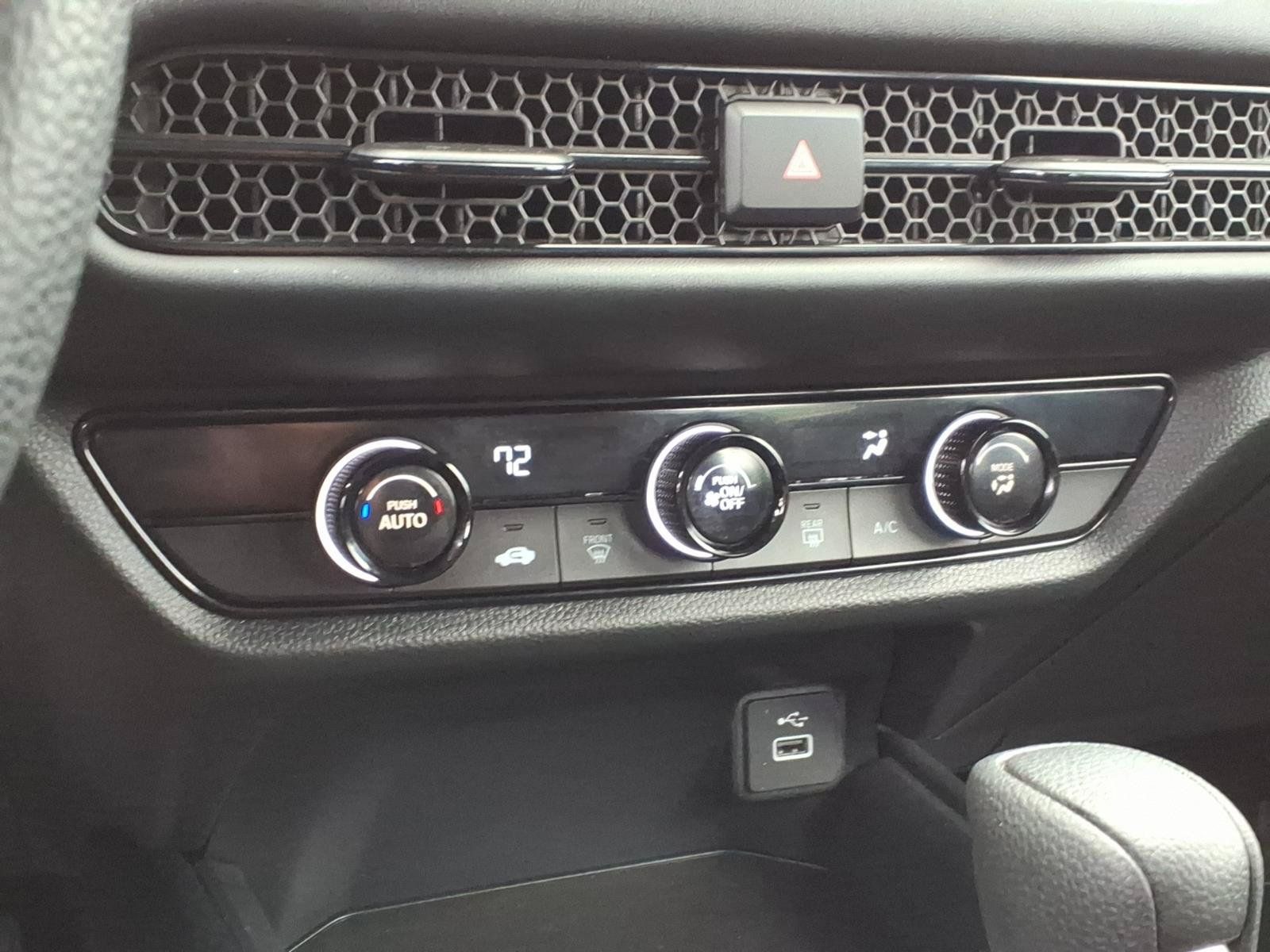 Certified 2024 Honda HR-V LX image 17