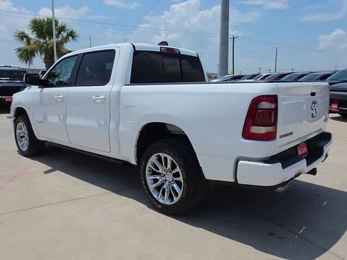 Used 2024 RAM 1500 Laramie AWD/4WD image 6