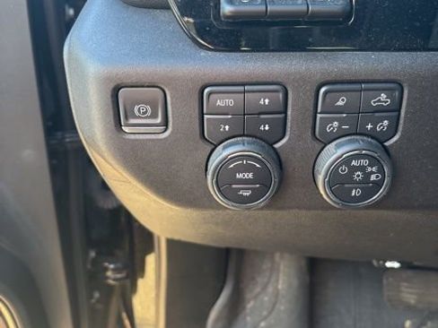 Used 2024 Chevrolet Silverado 3500 High Country w/ High Country Premium Package image 21