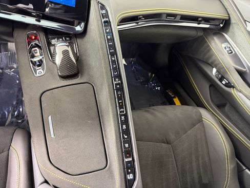 Used 2024 Chevrolet Corvette Z06 w/ Stealth Interior Trim Package RWD image 32
